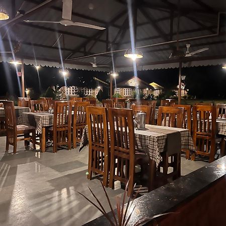 Wow Stayz2 Pachmarhi Foothill Cottages Exterior photo